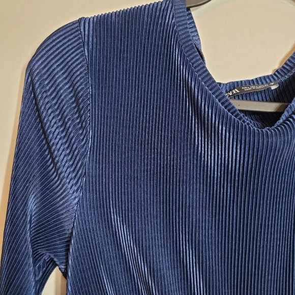 Zara Navy Blue Long Sleeve Gathered Waist Pleated Scoop Neck Midi Dress Size L - Picture 3 of 7